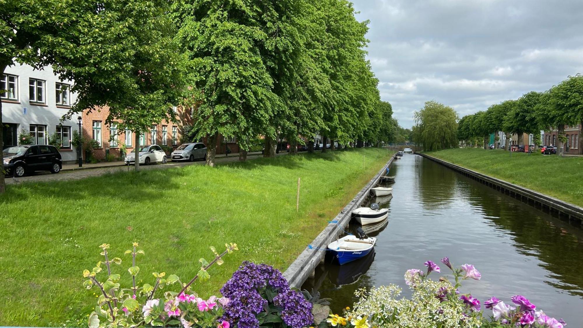 Loftwohnung 2 Simmerdeis An Der Gracht Friedrichstadt Ngoại thất bức ảnh
